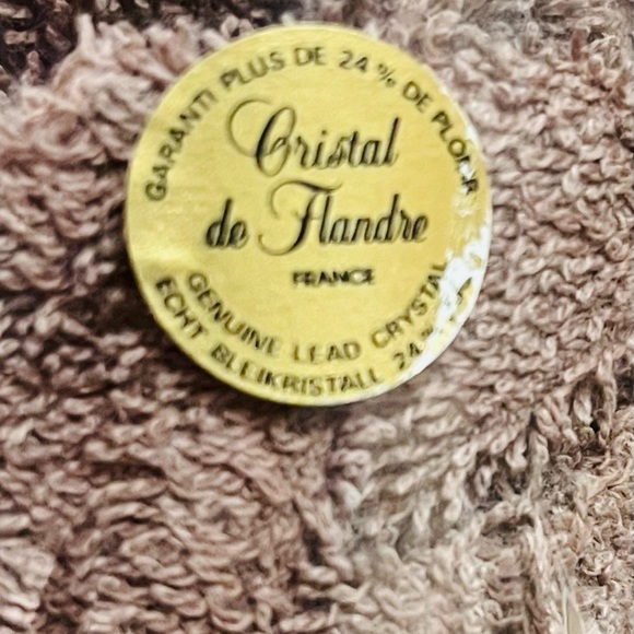 Two (2) NEW Vintage 24% Lead Crystal Cristal de Flandre Detailed Wine Glasses - Picture 2 of 6